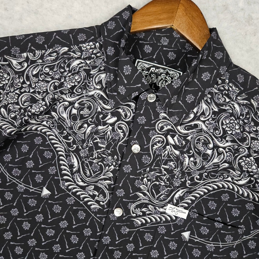 Retro Rifle Men's Large Black Short Sleeve Pearl Snap Western Old Silence Cowboy